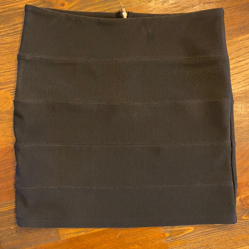 Millau black bandage style skirt